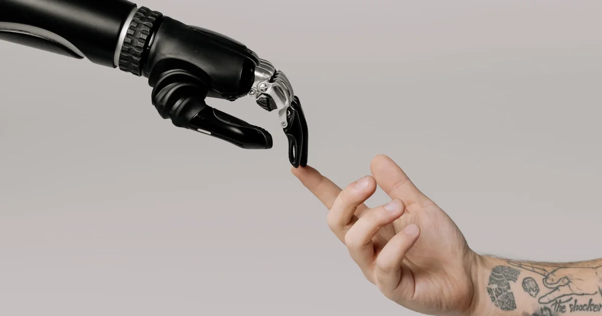 AI Website Builders 2026: Fast Launch, Human Touch Still Key